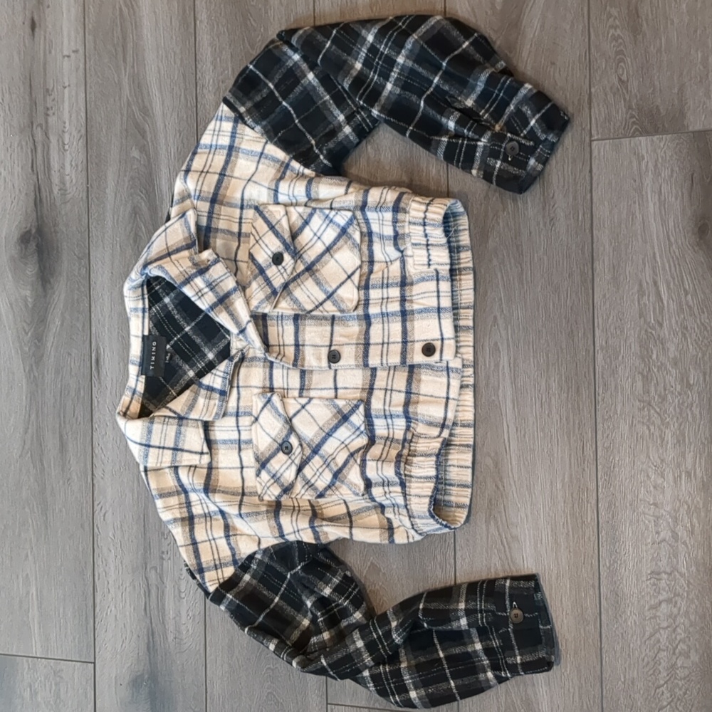 Black/Cream Cropped Flannel Jacket, Size L